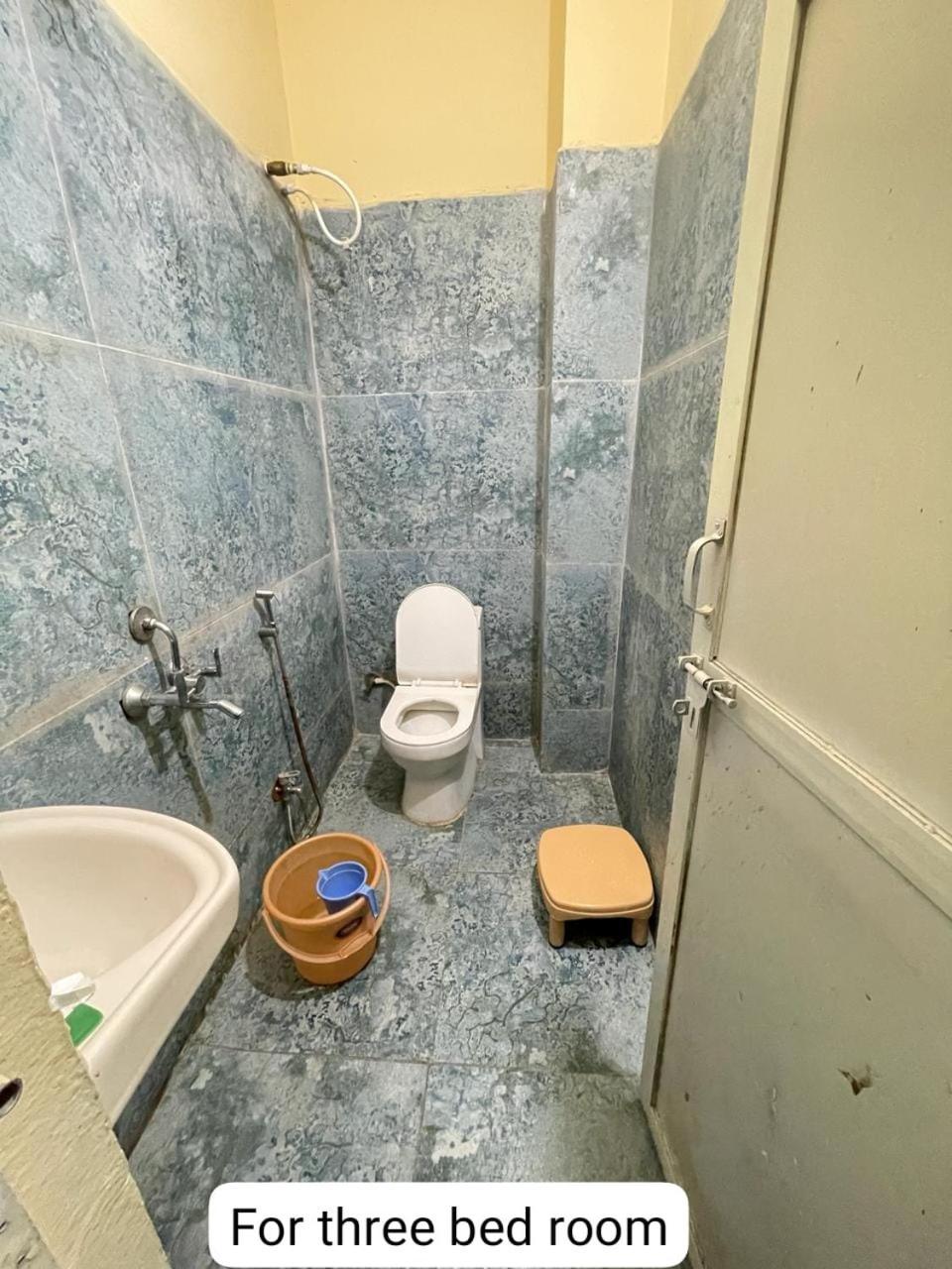 Hotel Amritam Inn 乌贾因 外观 照片